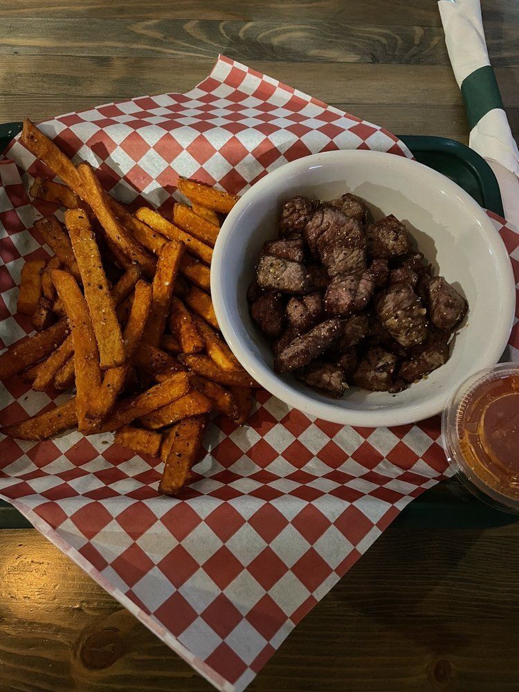 Summervilles Bar and Restaurant Steak Bites